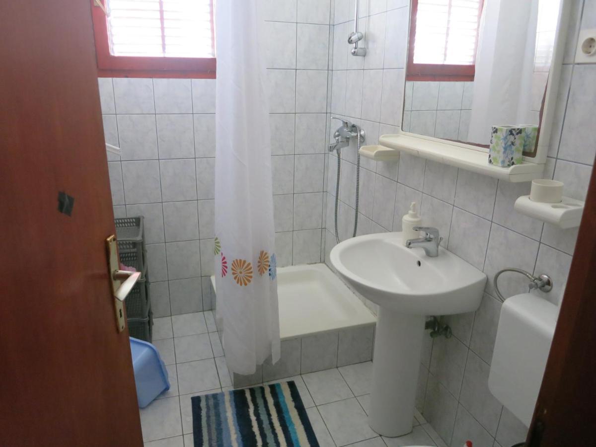 Apartments Delibasic Рогозница Екстериор снимка