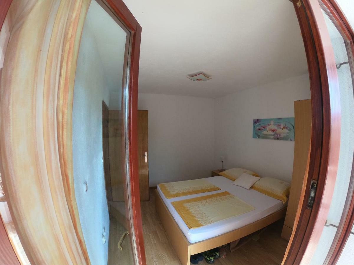 Apartments Delibasic Рогозница Екстериор снимка