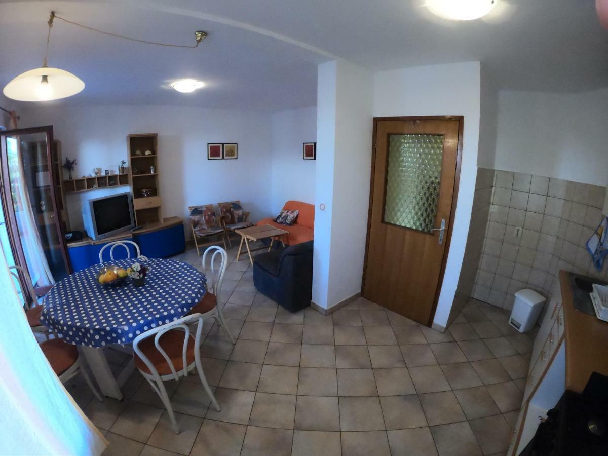 Apartments Delibasic Рогозница Екстериор снимка