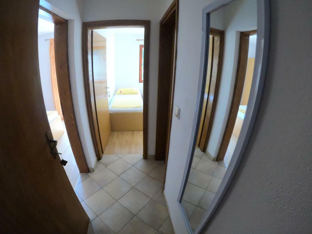 Apartments Delibasic Рогозница Екстериор снимка
